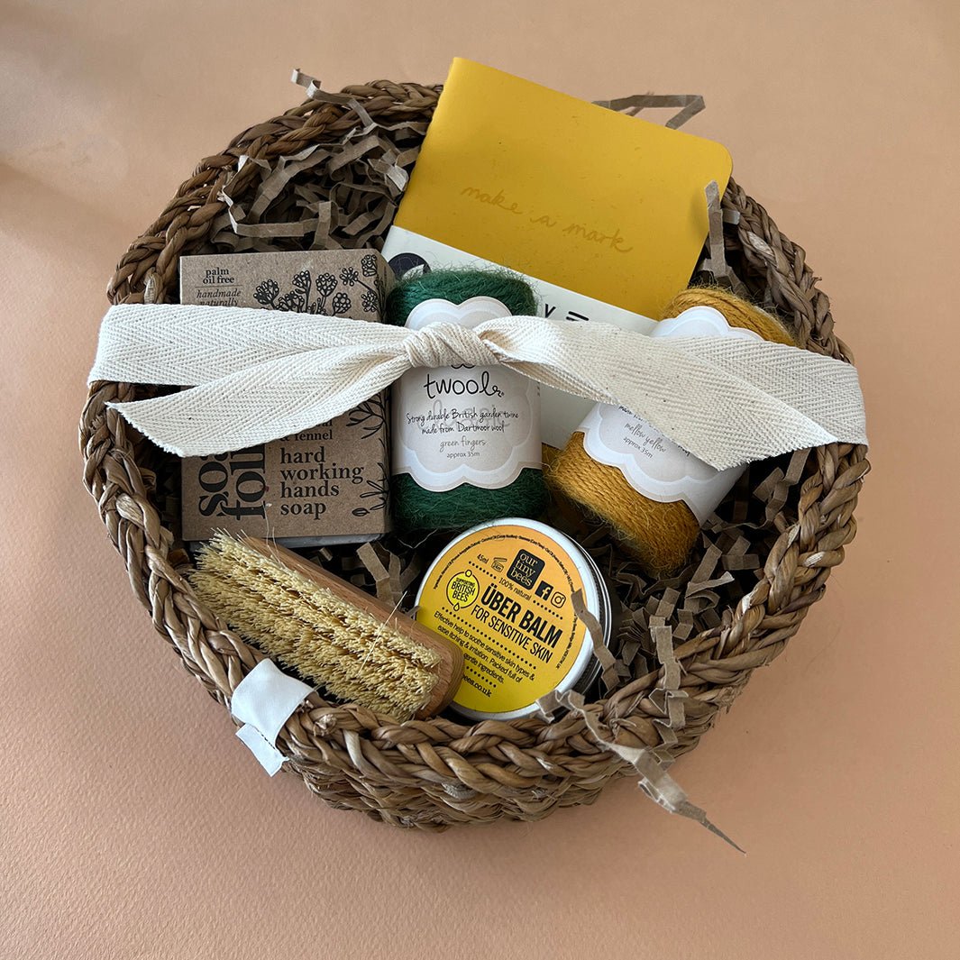 Harvest Gardener's Gift Basket - Green Tulip